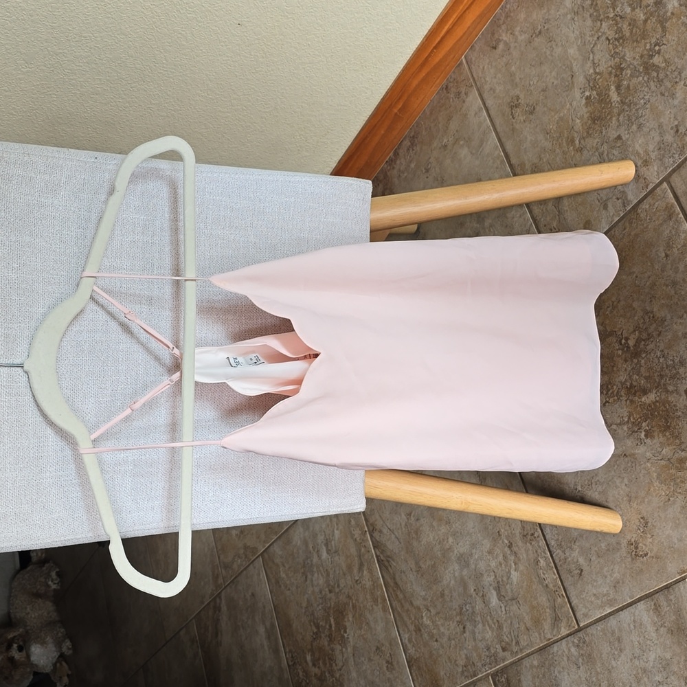 NWT Loft Scalloped Cami light peach link size 00